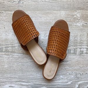Kaanas Basket Weave City Slide Heel